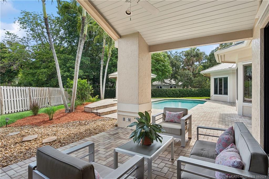 Stuart, Florida 34996, United States, 5 Bedrooms Bedrooms, ,5 BathroomsBathrooms,Residential,Pending,55466