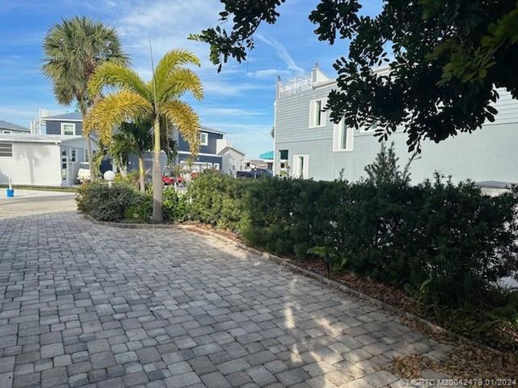 Photo of 543 Nettles Boulevard, Jensen Beach, FL 34957 (MLS # M20042479)