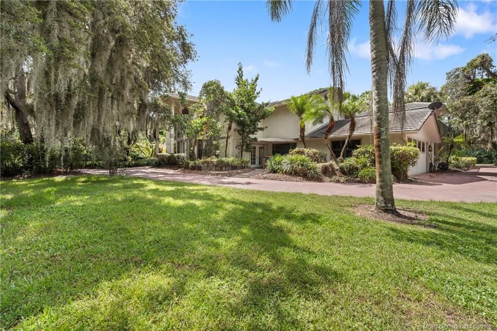 Photo of 1752 SW Crane Creek Circle, Palm City, FL 34990 (MLS # M20050874)