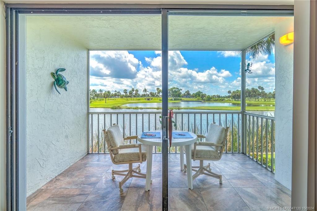 Stuart, Florida 34996, United States, 2 Bedrooms Bedrooms, ,2 BathroomsBathrooms,Residential,Active,40124