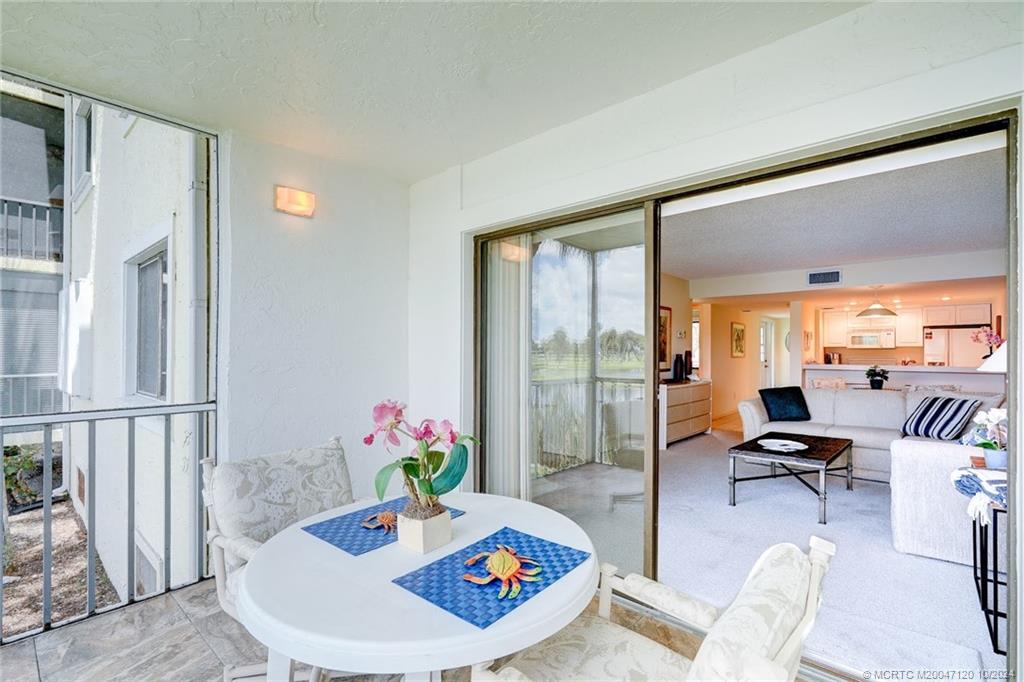 Stuart, Florida 34996, United States, 2 Bedrooms Bedrooms, ,2 BathroomsBathrooms,Residential,Active,40124