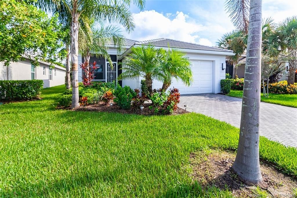 Photo of 10781 SW Sunray Street, Port Saint Lucie, FL 34987 (MLS # M20046337)