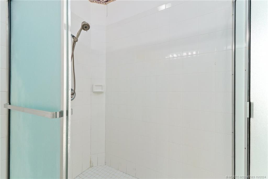 Hobe Sound, Florida 33455, United States, 3 Bedrooms Bedrooms, ,2 BathroomsBathrooms,Residential,Pending,39221