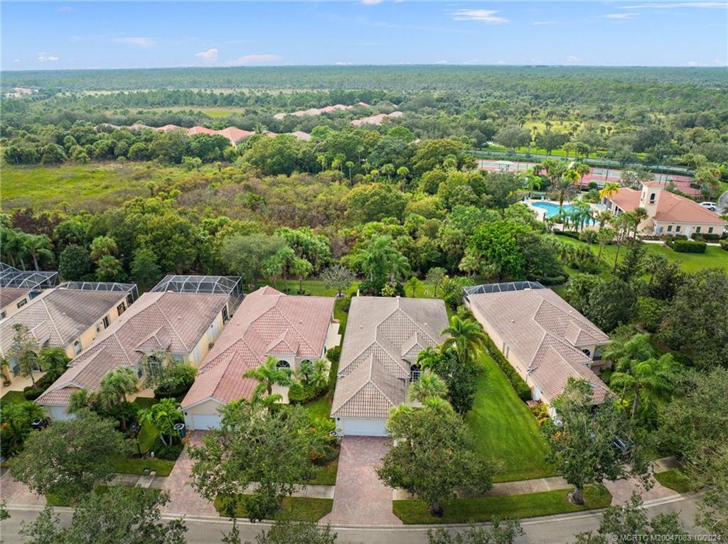 Hobe Sound, Florida 33455, United States, 3 Bedrooms Bedrooms, ,2 BathroomsBathrooms,Residential,Pending,39221