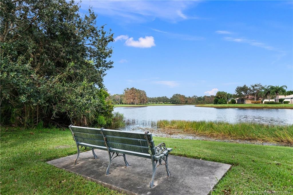 Hobe Sound, Florida 33455, United States, 3 Bedrooms Bedrooms, ,2 BathroomsBathrooms,Residential,Pending,39221