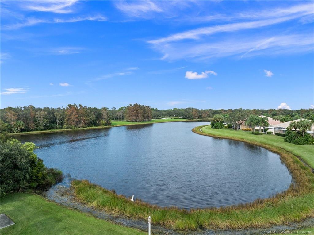 Hobe Sound, Florida 33455, United States, 3 Bedrooms Bedrooms, ,2 BathroomsBathrooms,Residential,Pending,39221