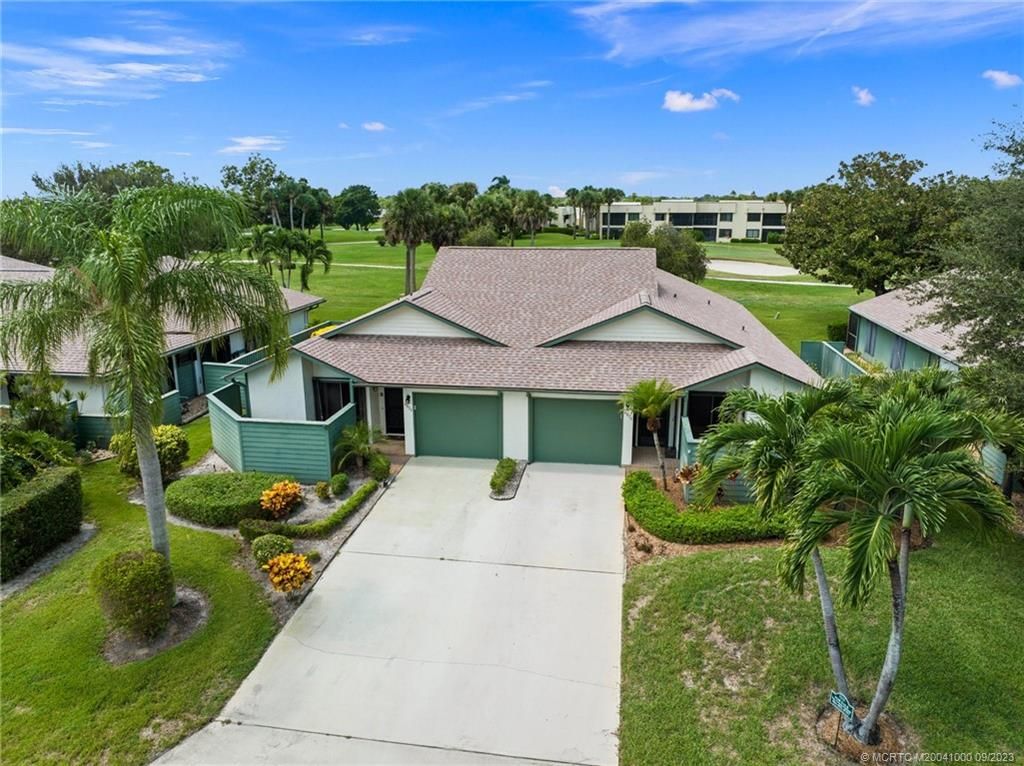 Photo of 6823 SE Bunker Hill Drive, Hobe Sound, FL 33455 (MLS # M20041000)
