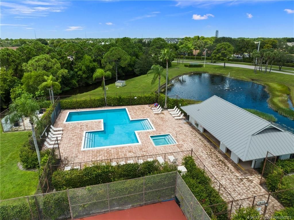 Photo of 6823 SE Bunker Hill Drive, Hobe Sound, FL 33455 (MLS # M20041000)