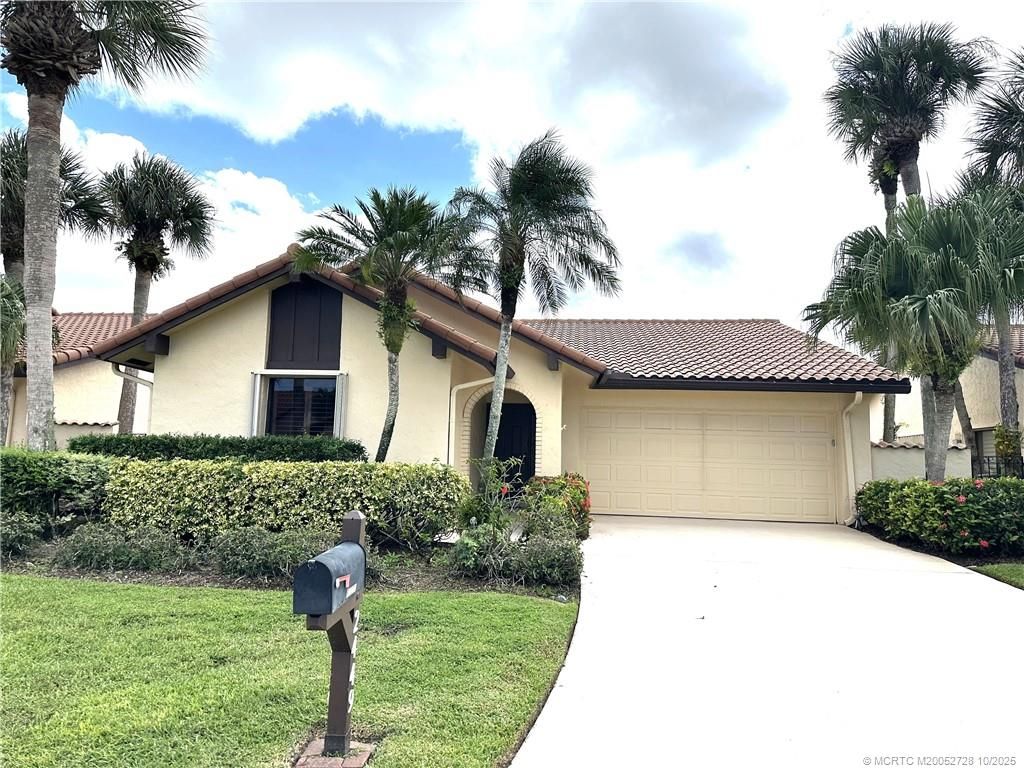 Photo of 2449 SW Bobalink Court, Palm City, FL 34990 (MLS # M20052728)