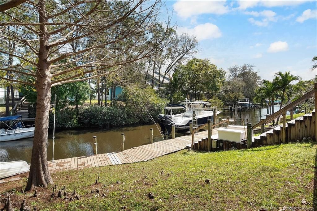 Photo of 1369 SW Covered Bridge Drive, Palm City, FL 34990 (MLS # M20049072)