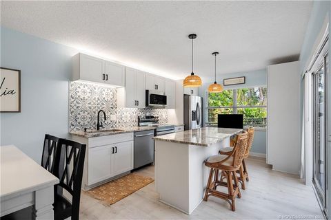 Photo of 3273 SW Sunset Trace Circle, Palm City, FL 34990 (MLS # M20050269)