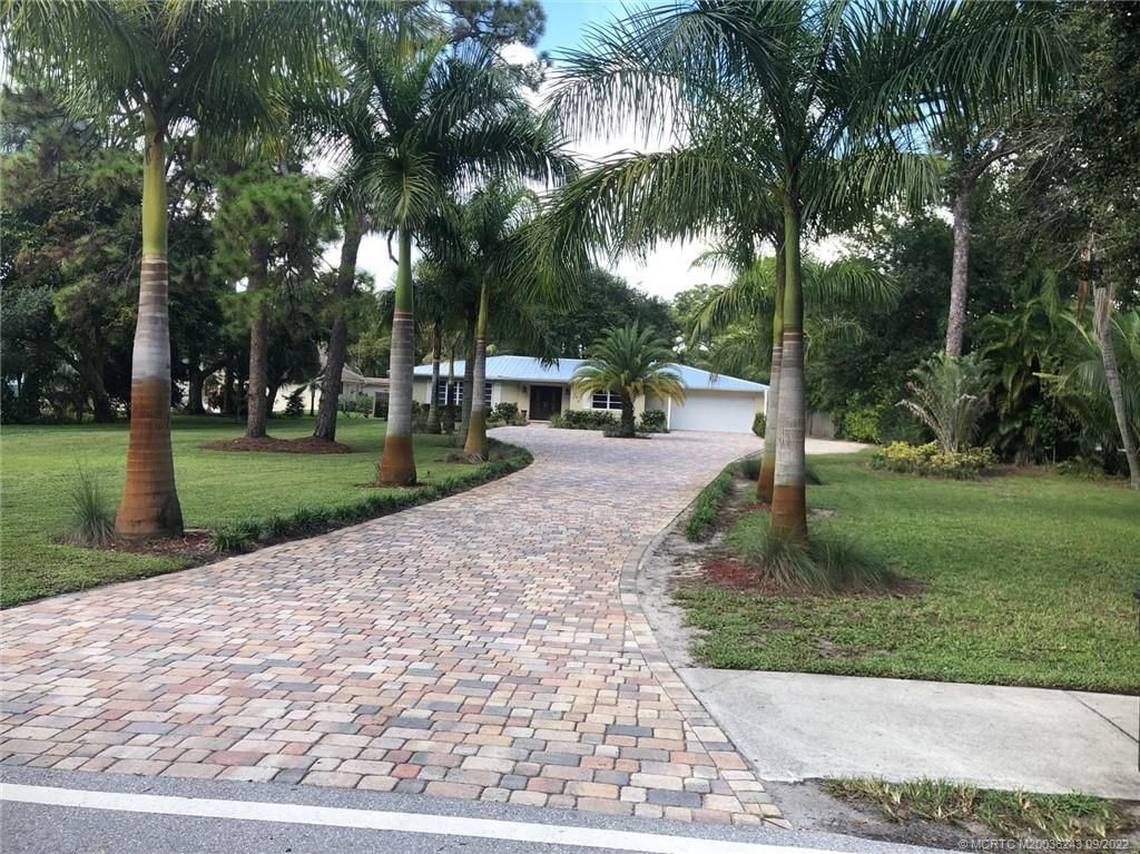 Photo of 994 NW Pine Lake Drive, Stuart, FL 34994 (MLS # M20036243)