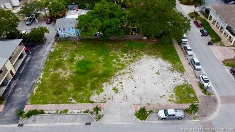 34 SE 6th Street Stuart FL 34994