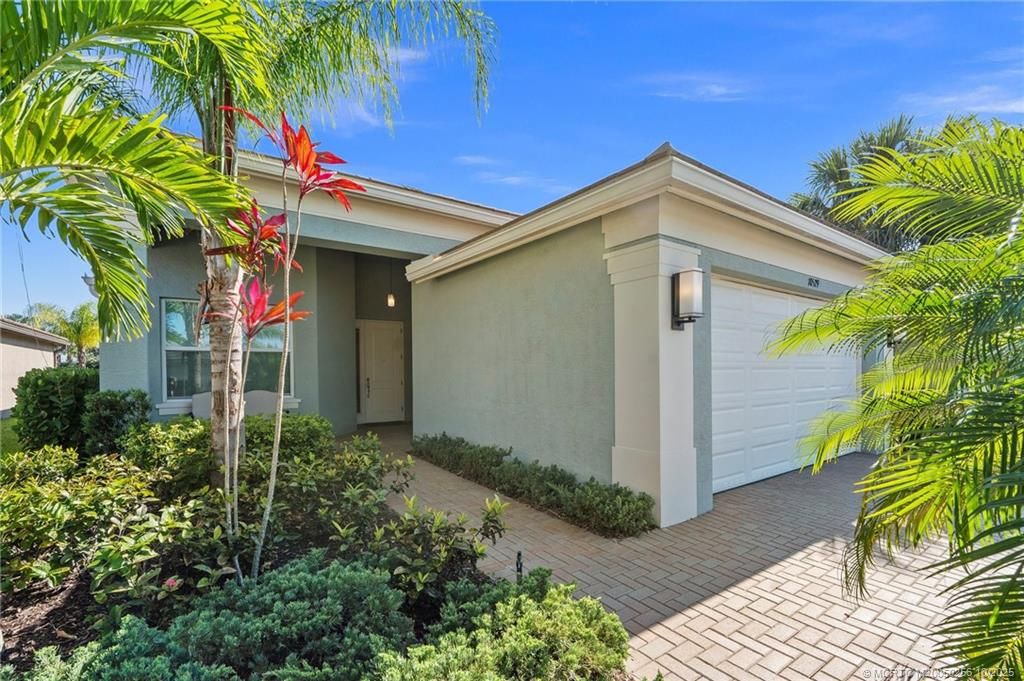 Photo of 10529 SW Sunray Street, Port Saint Lucie, FL 34987 (MLS # M20050256)