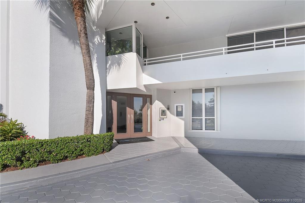 9600 S Ocean Drive 1009