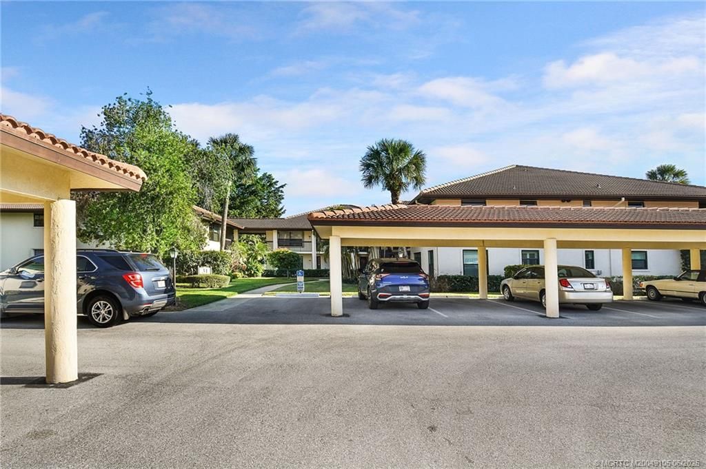 Photo of 31 SW South River Drive #106, Stuart, FL 34997 (MLS # M20049105)