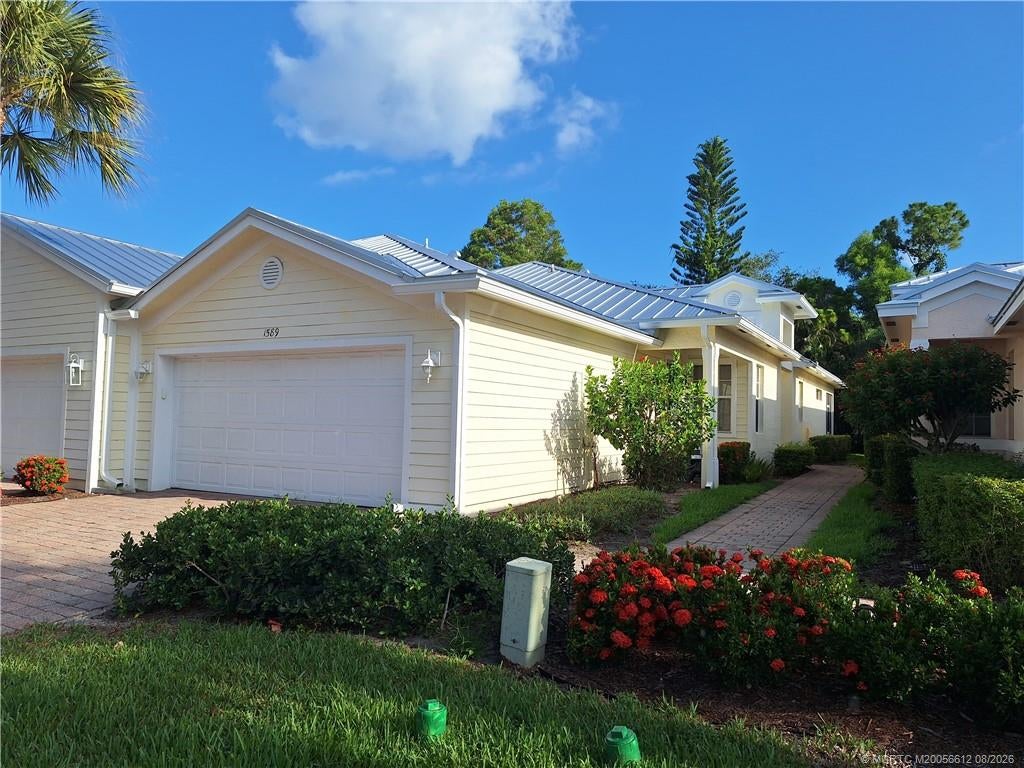 Photo of 1589 SE Tidewater Place, Stuart, FL 34997 (MLS # M20056612)