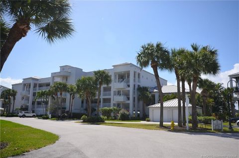 Photo of 164 NE Edgewater Drive #2106, Stuart, FL 34996 (MLS # M20054681)