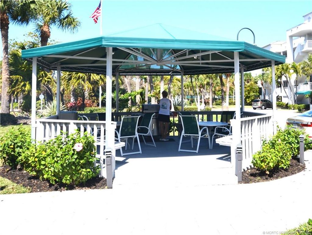 Photo of 164 NE Edgewater Drive #2106, Stuart, FL 34996 (MLS # M20054681)