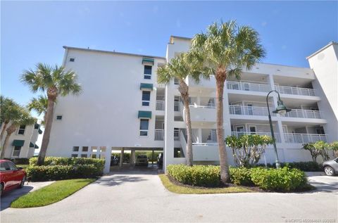 164 NE Edgewater Drive 2106 Stuart FL 34996