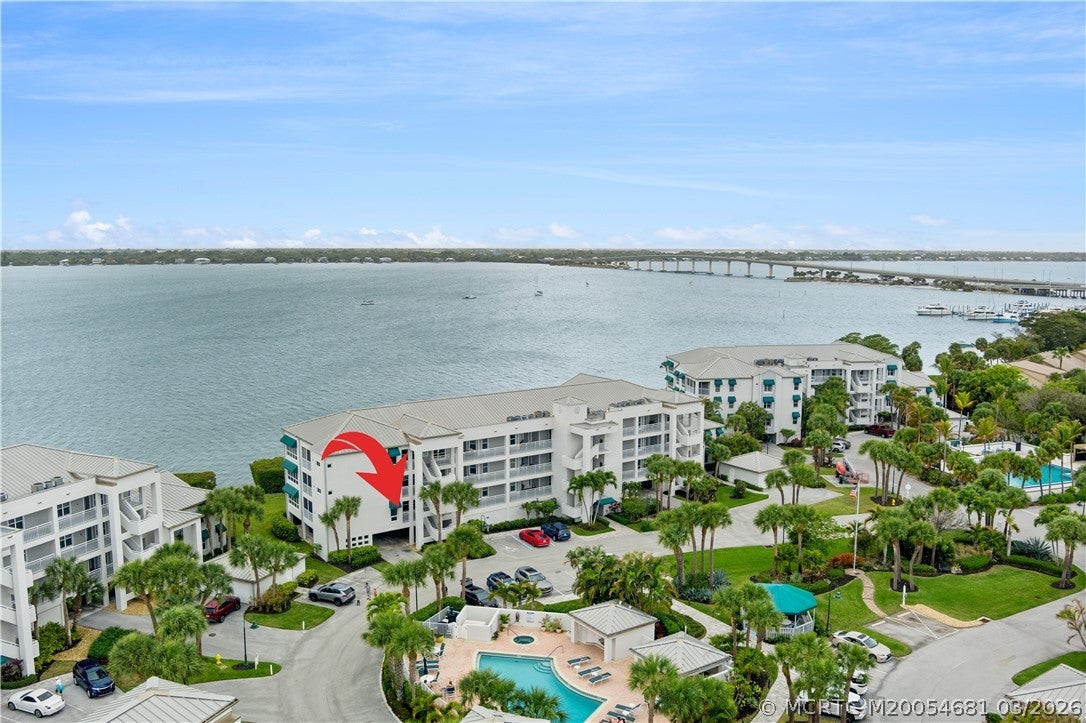 164 NE Edgewater Drive 2106