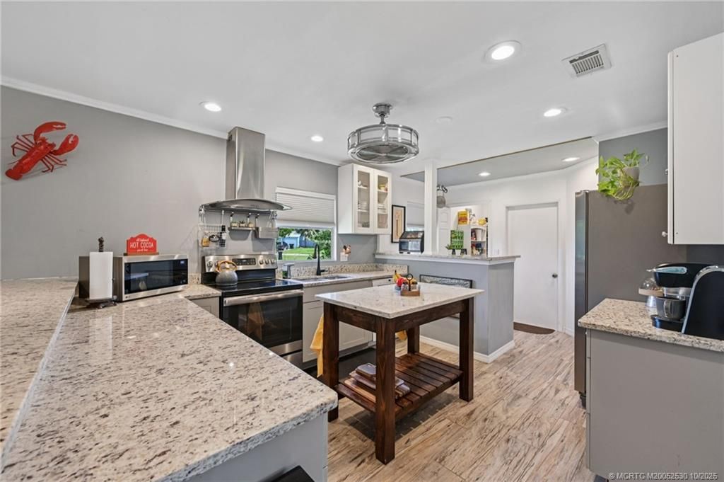 Photo of 1871 SE Wexford Court, Port Saint Lucie, FL 34952 (MLS # M20052530)