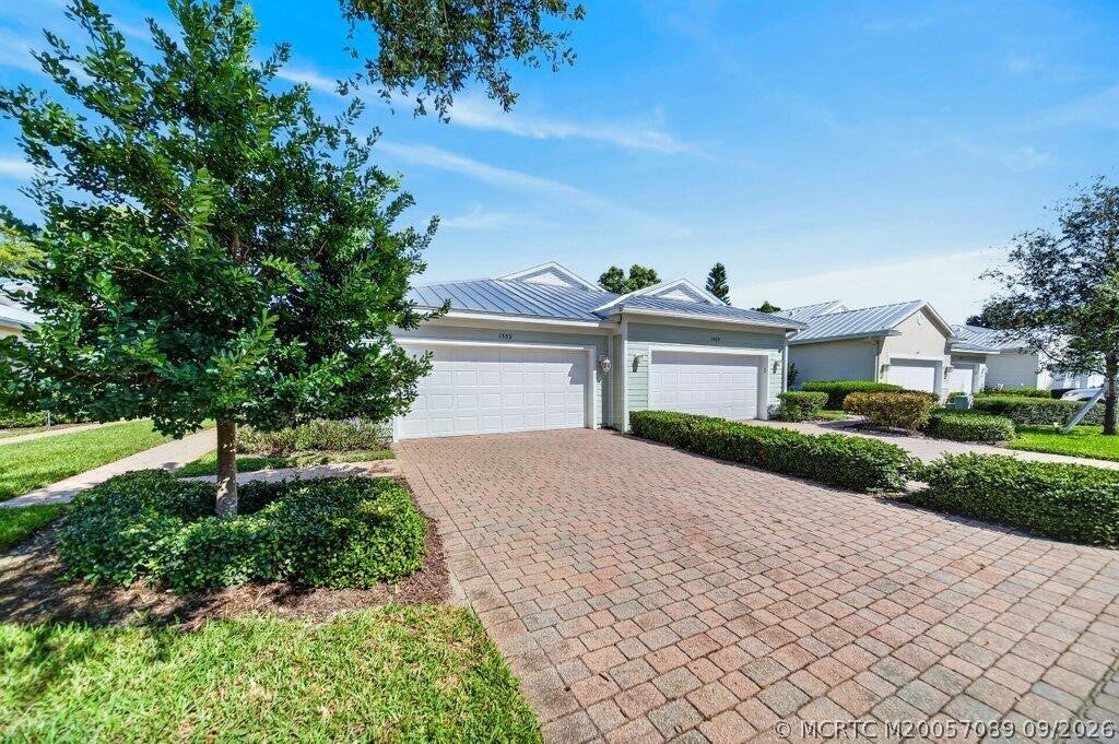 Photo of 1559 SE Tidewater Place, Stuart, FL 34997 (MLS # M20057089)