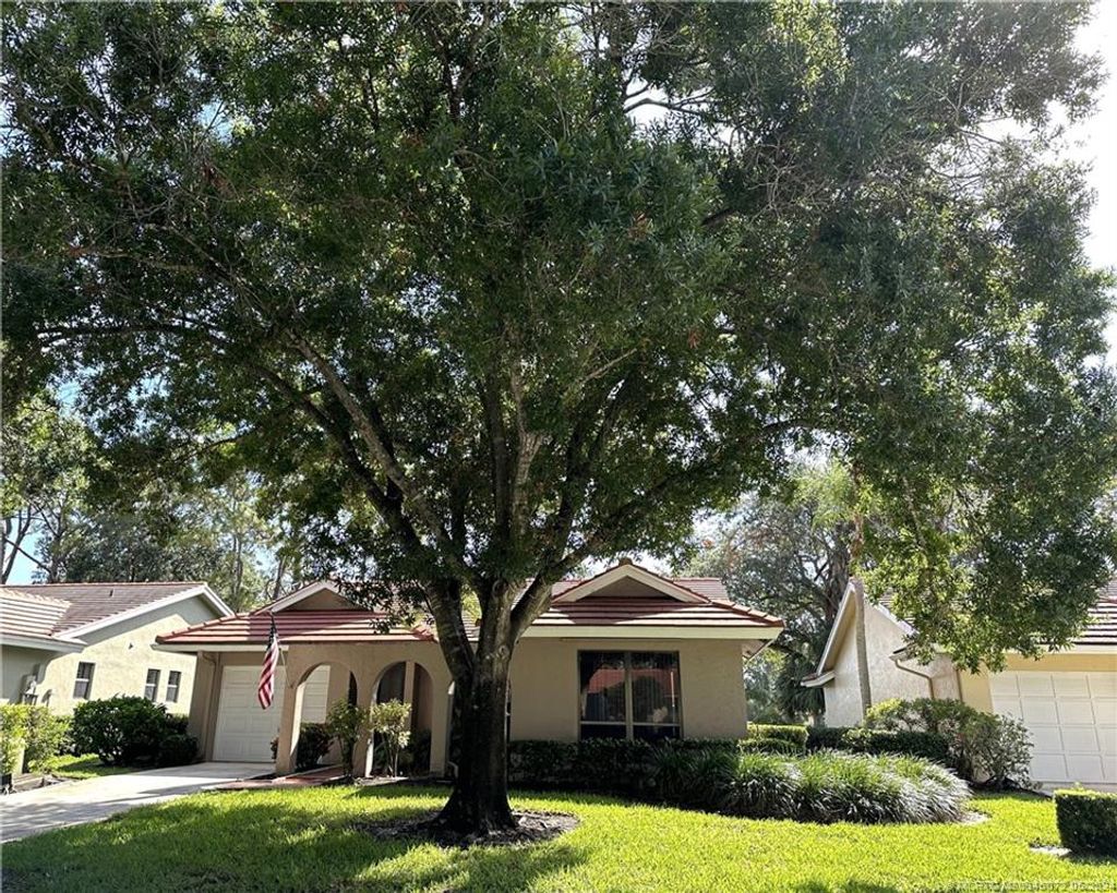 Photo of 2632 SW Willowood Circle, Palm City, FL 34990 (MLS # M20045072)
