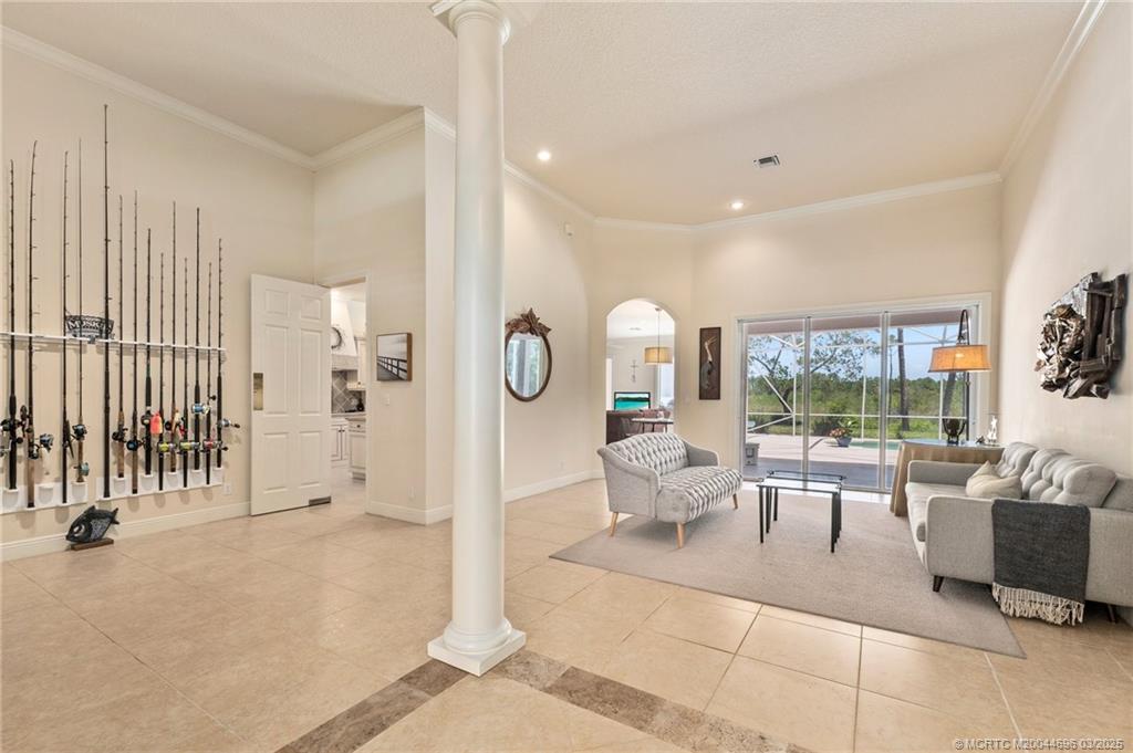 Palm City, Florida, 34990, United States, 4 Bedrooms Bedrooms, ,3 BathroomsBathrooms,Residential,Active,1735220