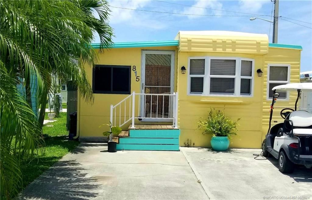 Photo of 815 Nettles Boulevard, Jensen Beach, FL 34957 (MLS # M20045457)