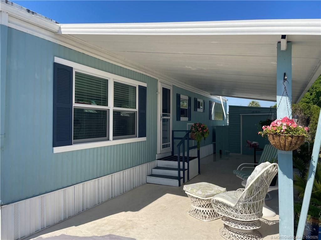 Photo of 217 SE Easy Street, Stuart, FL 34994 (MLS # M20049422)