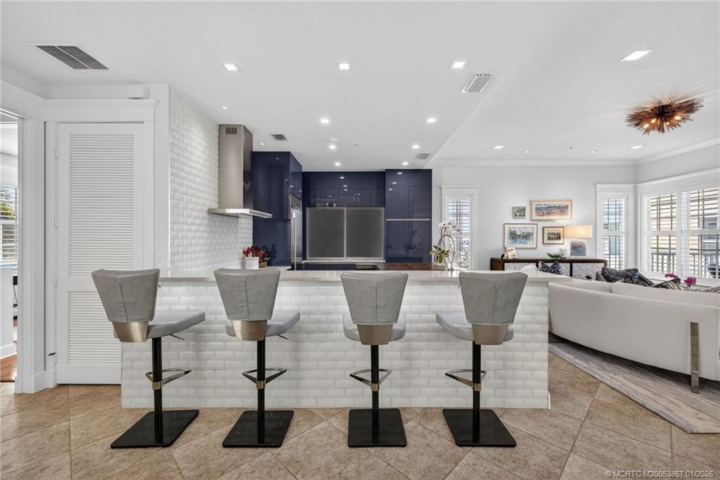 Stuart, Florida, 34994, United States, 3 Bedrooms Bedrooms, ,4 BathroomsBathrooms,Residential,Active,2011398