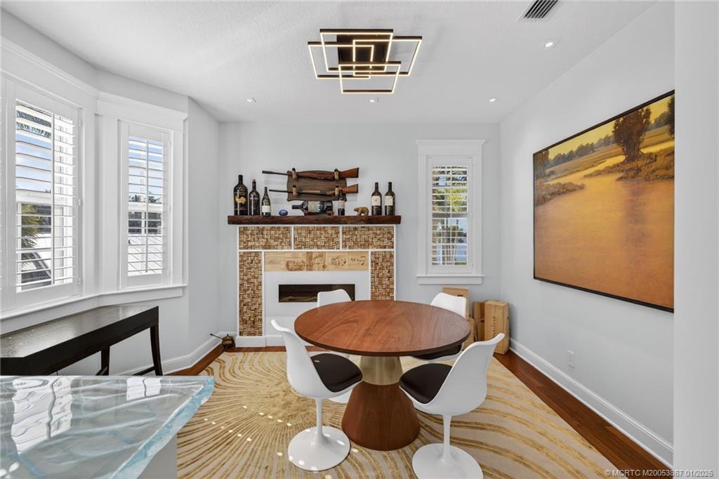 Stuart, Florida, 34994, United States, 3 Bedrooms Bedrooms, ,4 BathroomsBathrooms,Residential,Active,2011398