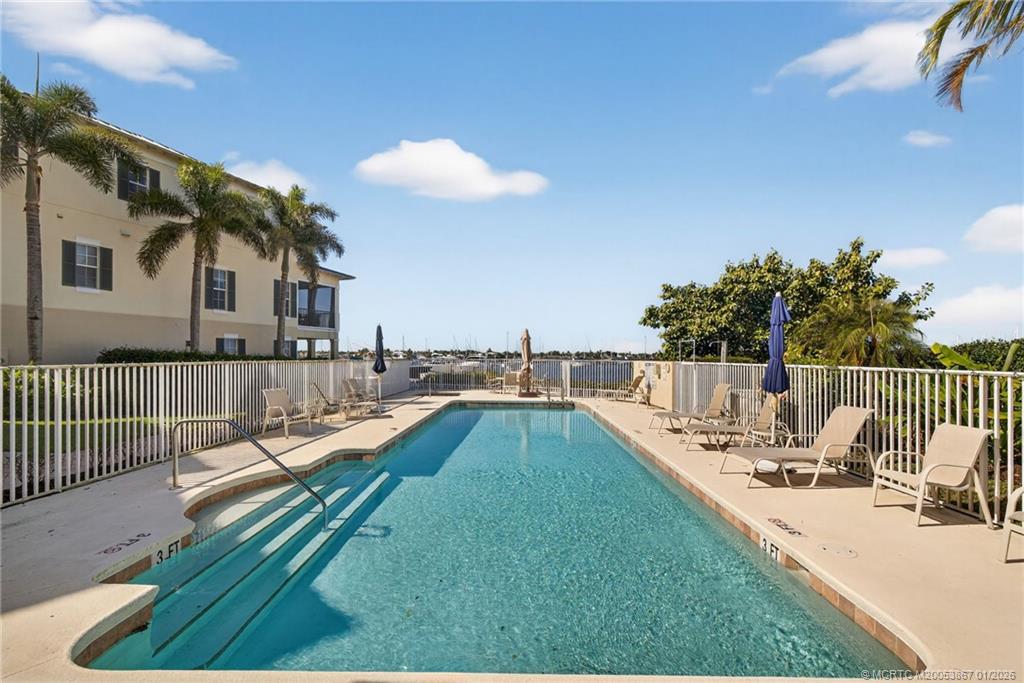 Stuart, Florida, 34994, United States, 3 Bedrooms Bedrooms, ,4 BathroomsBathrooms,Residential,Active,2011398