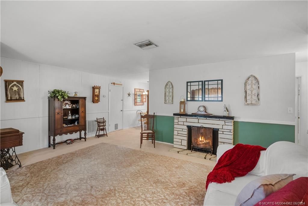 Photo of 2289 NW Sunset Boulevard, Jensen Beach, FL 34957 (MLS # M20044962)