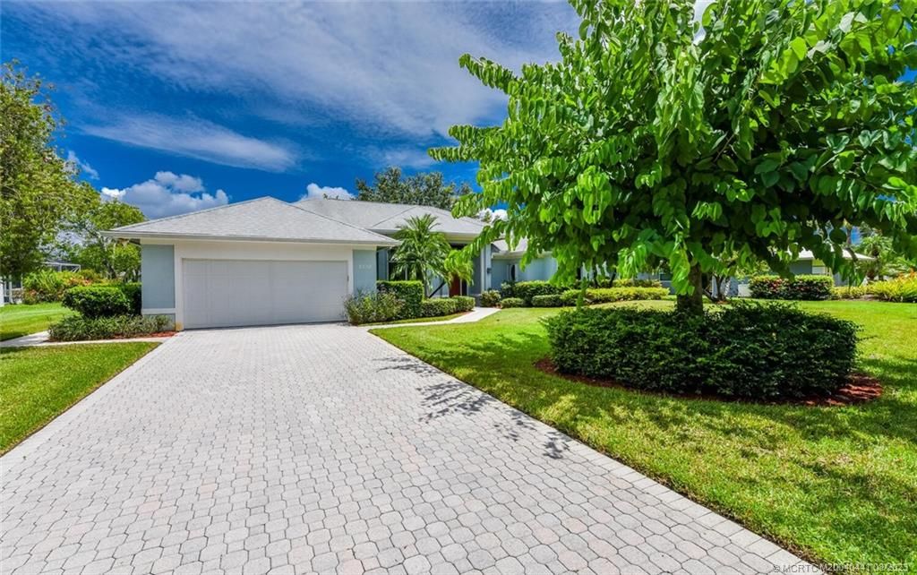 Photo of 2232 SW Danforth Circle, Palm City, FL 34990 (MLS # M20040441)