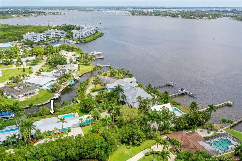 Photo of 2033 SW Mockingbird Lane, Palm City, FL 34990 (MLS # M20038775)