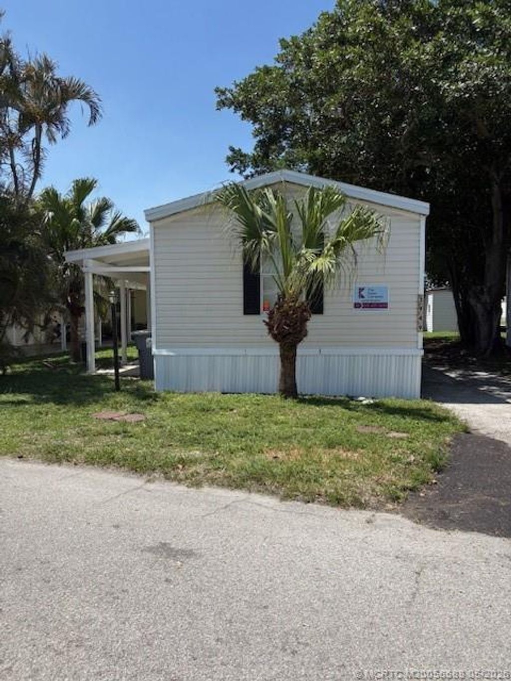 Photo of 3949 Redman Parkway, Boynton Beach, FL 33436 (MLS # M20055588)
