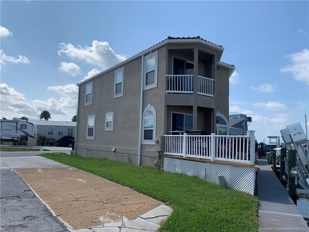 Photo of 23 Nettles Boulevard, Jensen Beach, FL 34957 (MLS # M20039381)