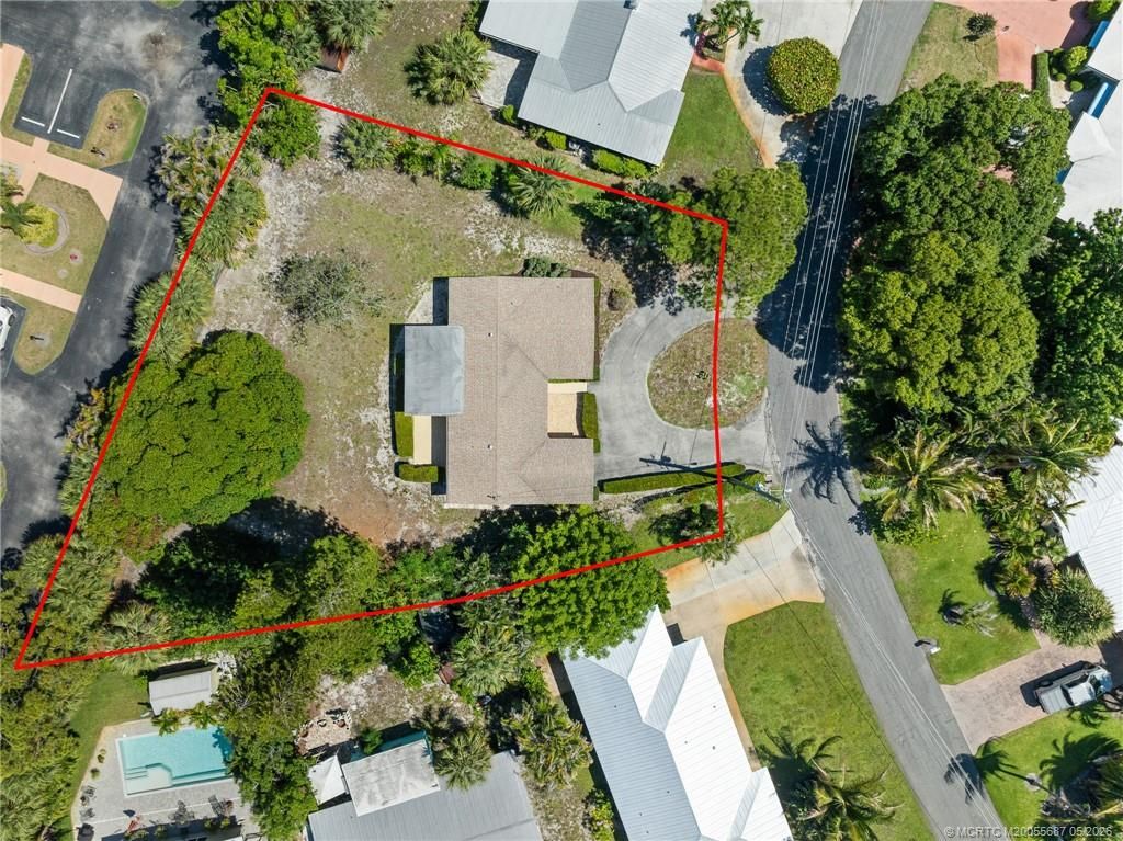 Photo of 391 SE Edgewood Drive, Stuart, FL 34996 (MLS # M20055687)