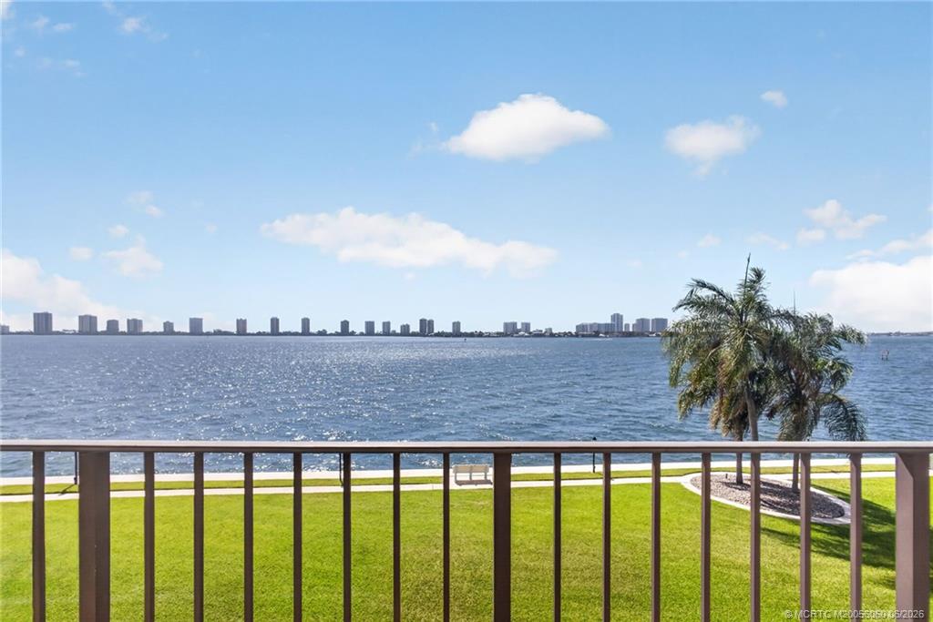 801 Lake Shore Drive 302