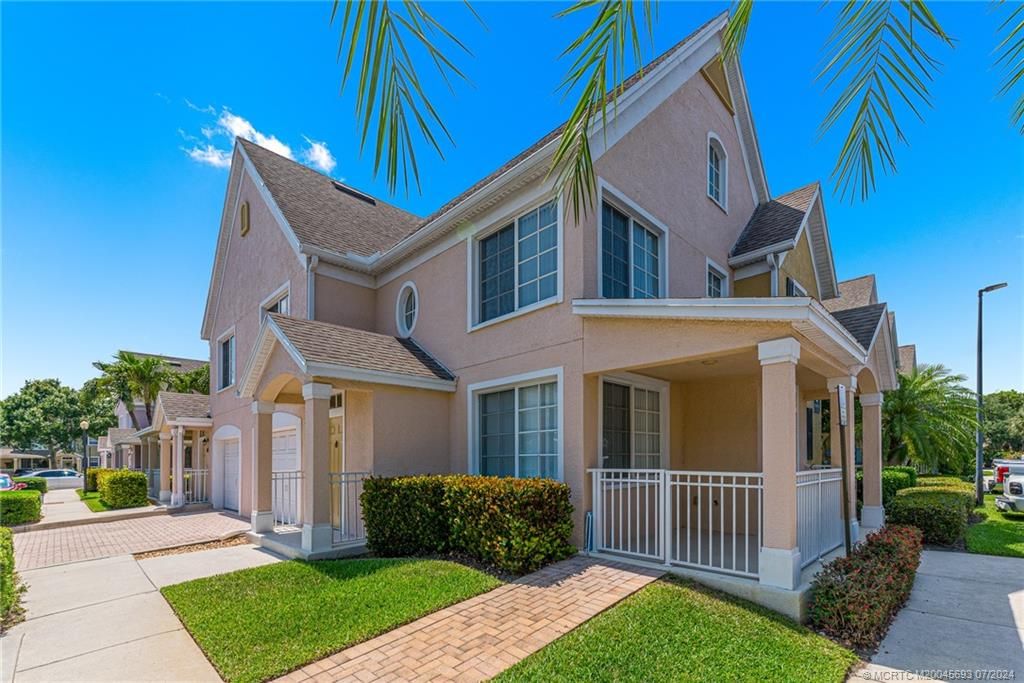 Photo of 1647 SE Pomeroy Street, Stuart, FL 34997 (MLS # M20045693)