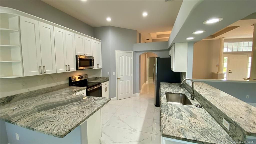 Photo of 4646 NW Wandering Oak Court, Jensen Beach, FL 34957 (MLS # M20053239)