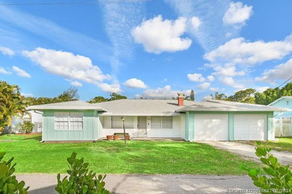 Photo of 3152 SW Lake Terrace, Palm City, FL 34990 (MLS # M20045687)