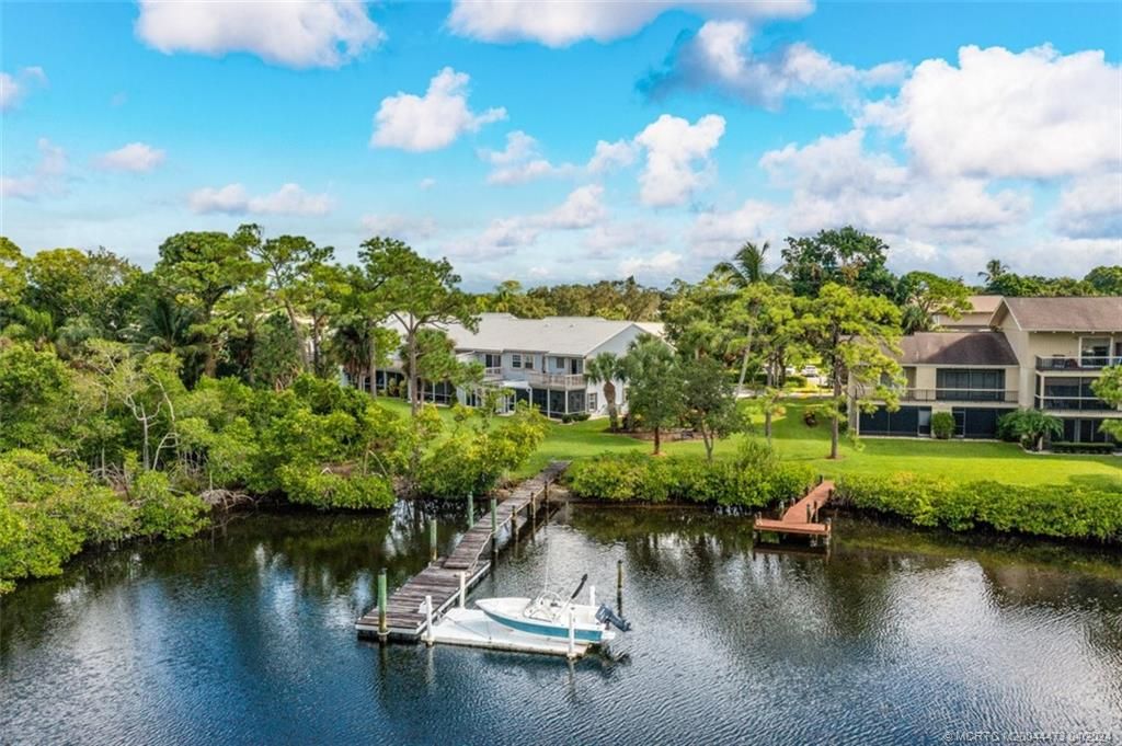 Photo of 8982 SE Riverfront Terrace, Jupiter, FL 33469 (MLS # M20044473)