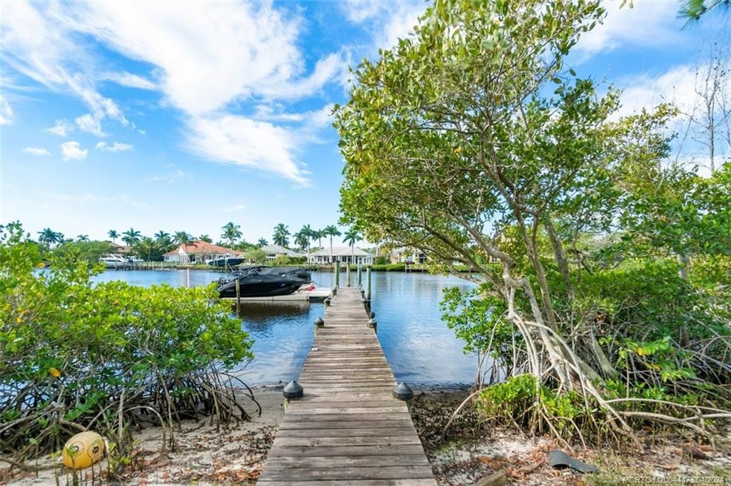 Photo of 8982 SE Riverfront Terrace, Jupiter, FL 33469 (MLS # M20044473)