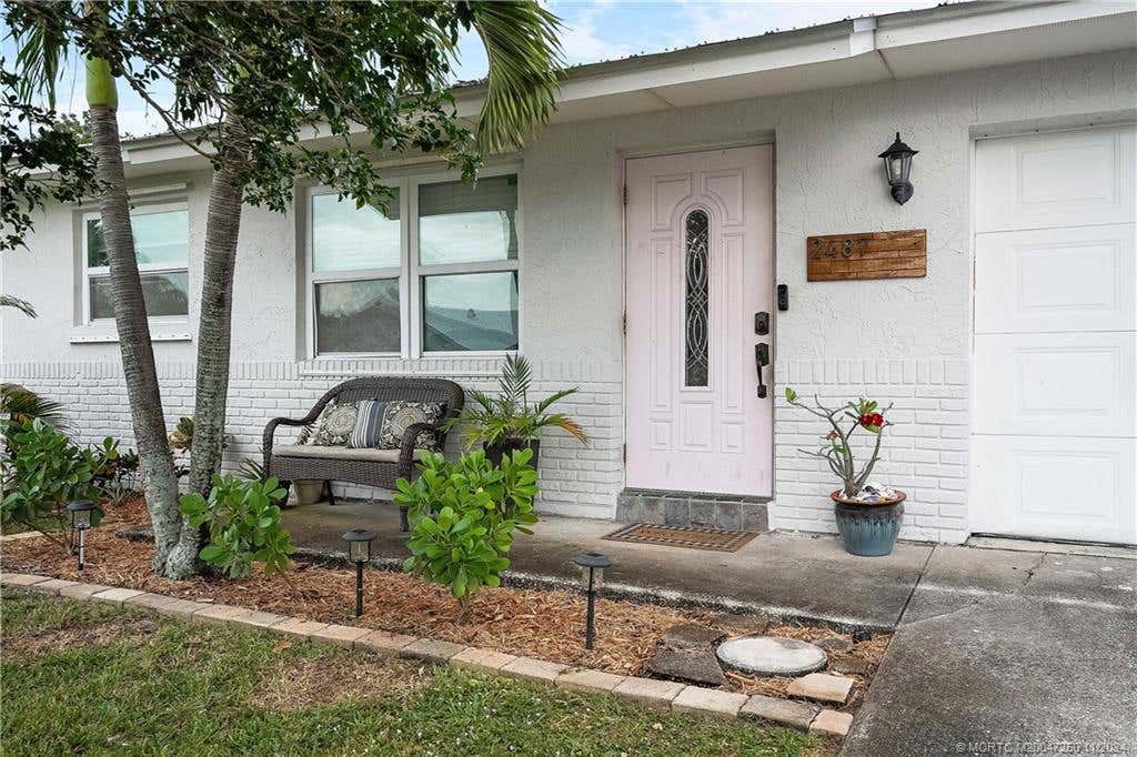 Photo of 2487 NE 17th Court, Jensen Beach, FL 34957 (MLS # M20047250)