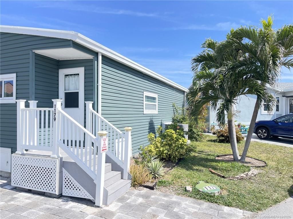 Photo of 1179 Nettles Boulevard, Jensen Beach, FL 34957 (MLS # M20049578)