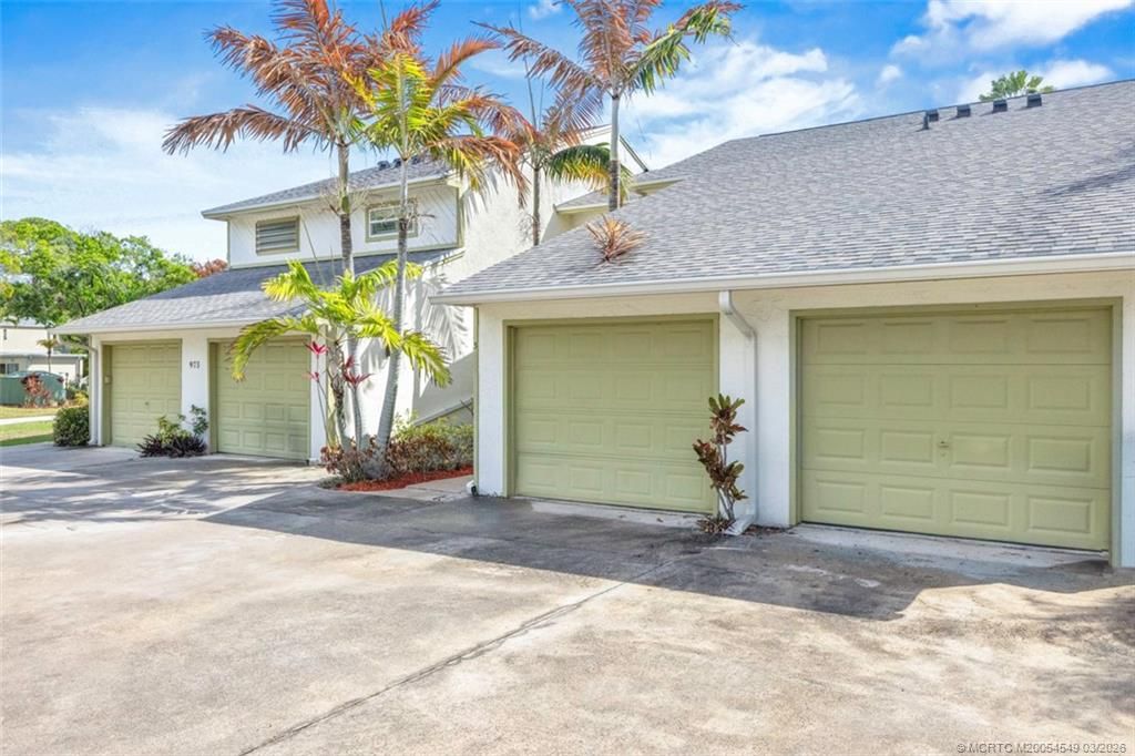 Photo of 973 NW Spruce Ridge Drive #3, Stuart, FL 34994 (MLS # M20054549)