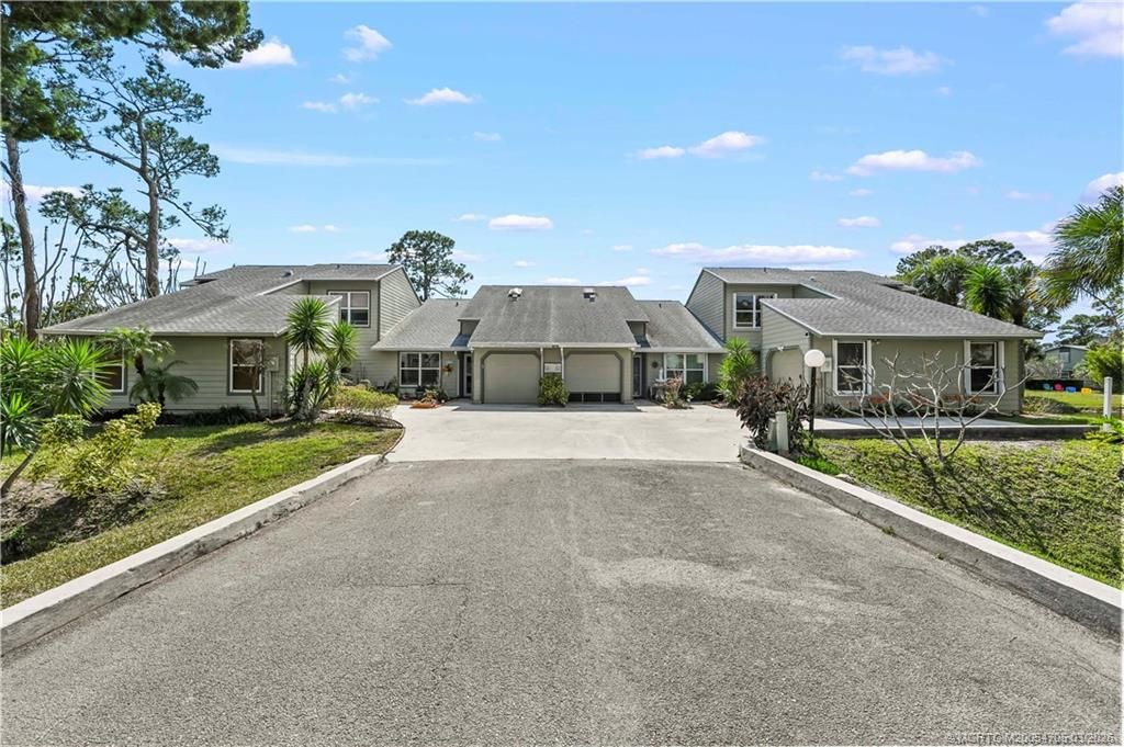 Photo of 3273 NE Holly Creek Drive, Jensen Beach, FL 34957 (MLS # M20054705)